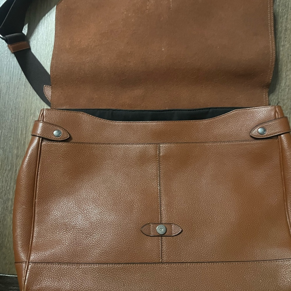 Coach Hudson Leather Messenger Bag - Picture 3 of 9